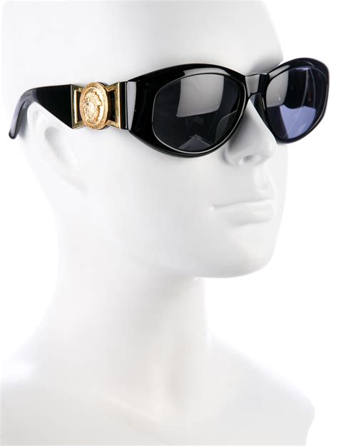 notorious big versace glasses|Medusa Biggie Sunglasses Black .